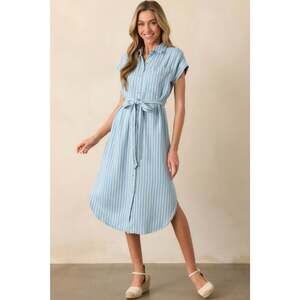 Red Dress Begin Again Light Wash Chambray Stripe Midi Shirt Dress Size MM / Ligh